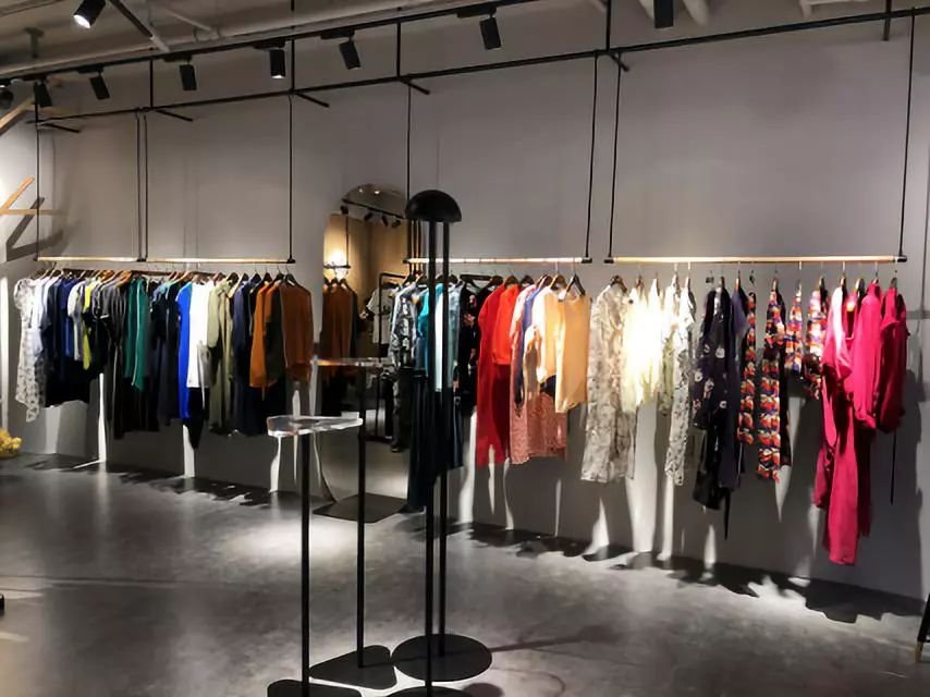 開服裝店到開工廠:我的馬拉松式品牌創建之路|D+訪